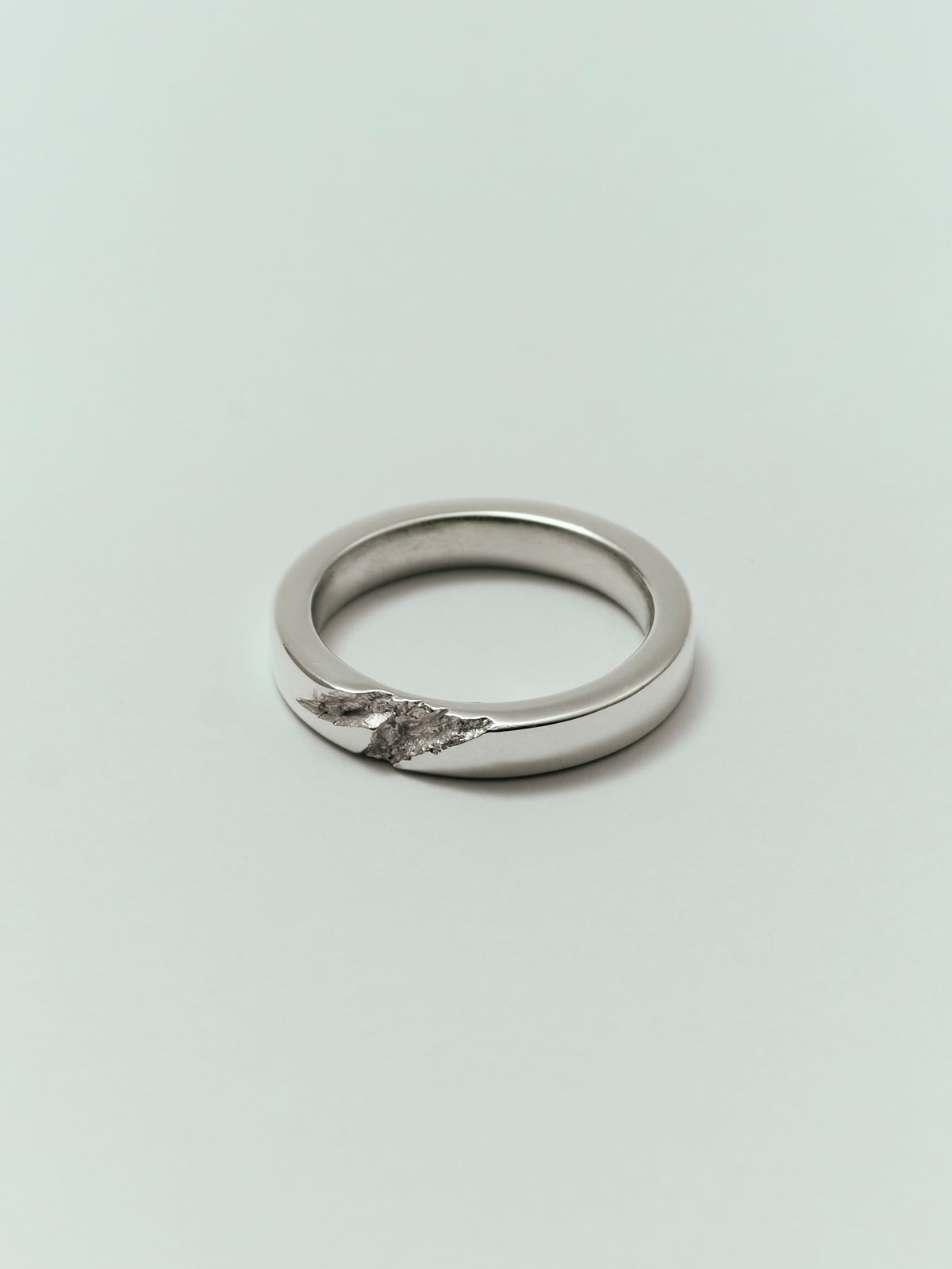STRATA Ring 04