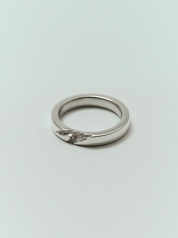 STRATA Ring 04