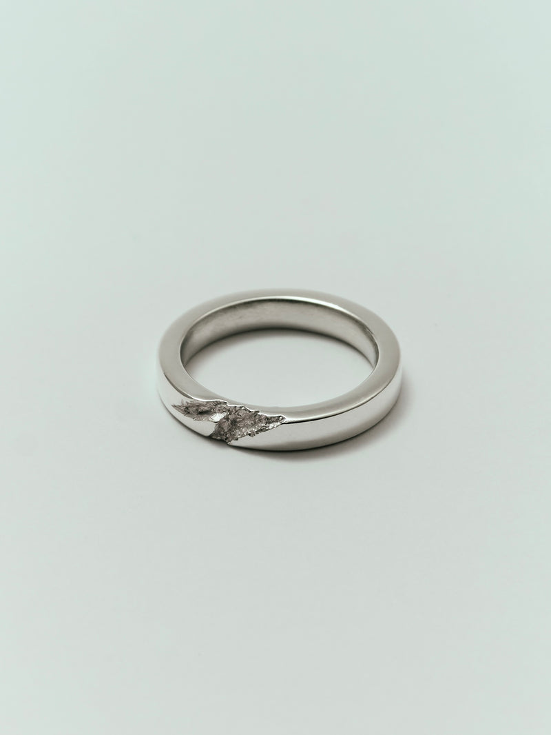 STRATA Ring 04