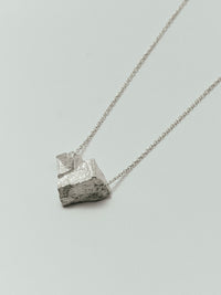STRATA Necklace 02